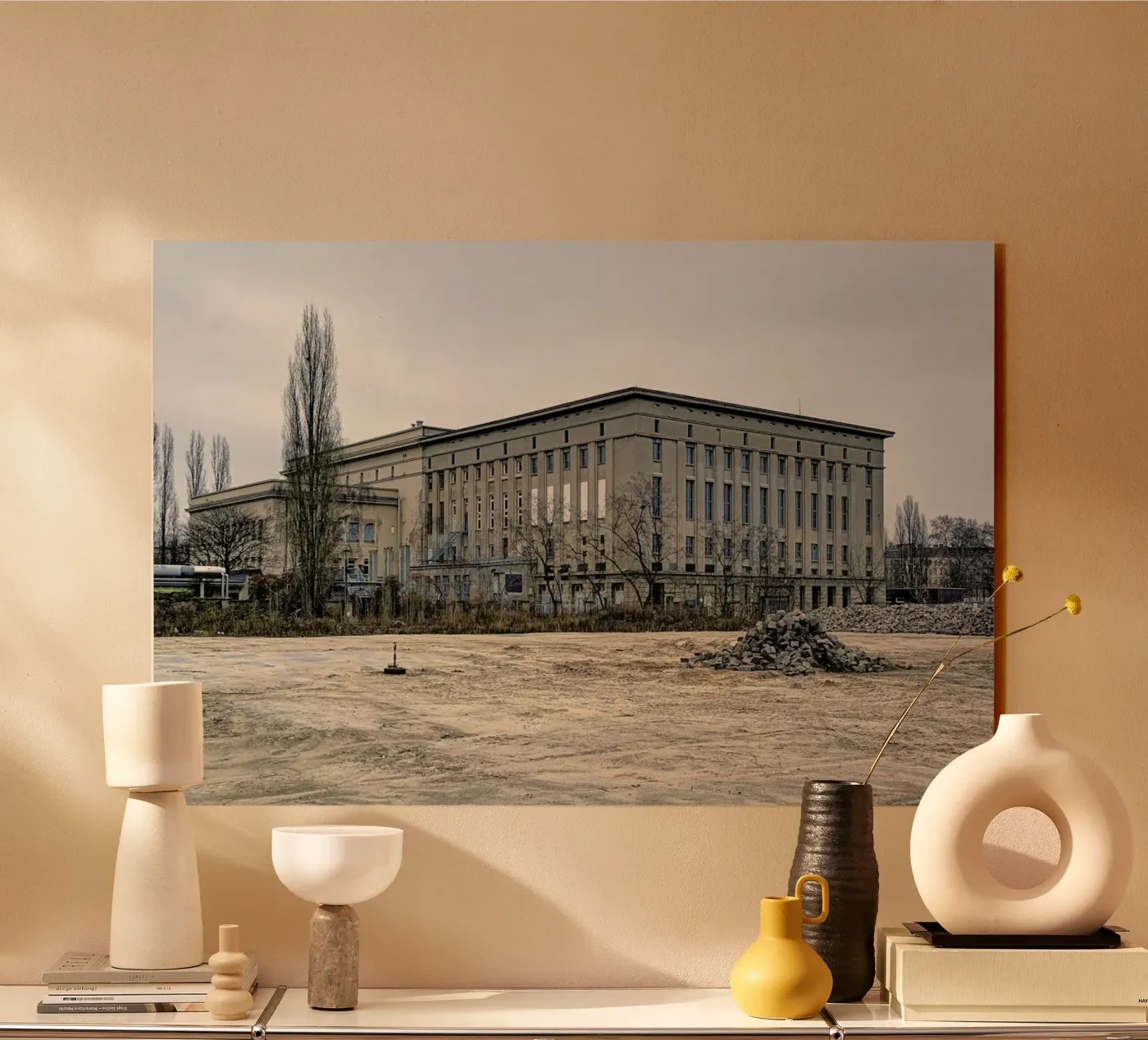 Berghain acryl van Michael Belhadi