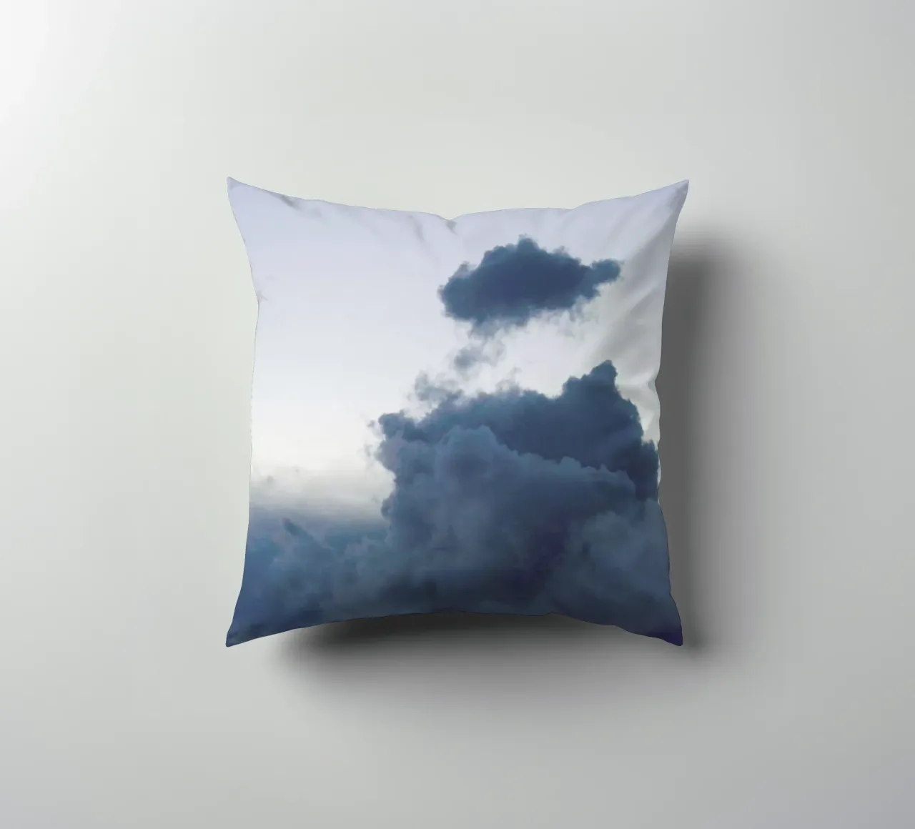 Above 1/2 cuscino da Studio Nahili
