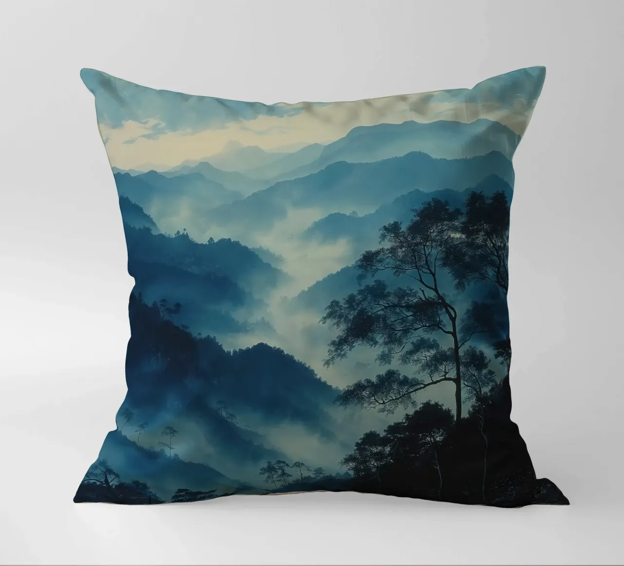 Mist emerge 4 - teal, icon cuscino da The Quiet Senju