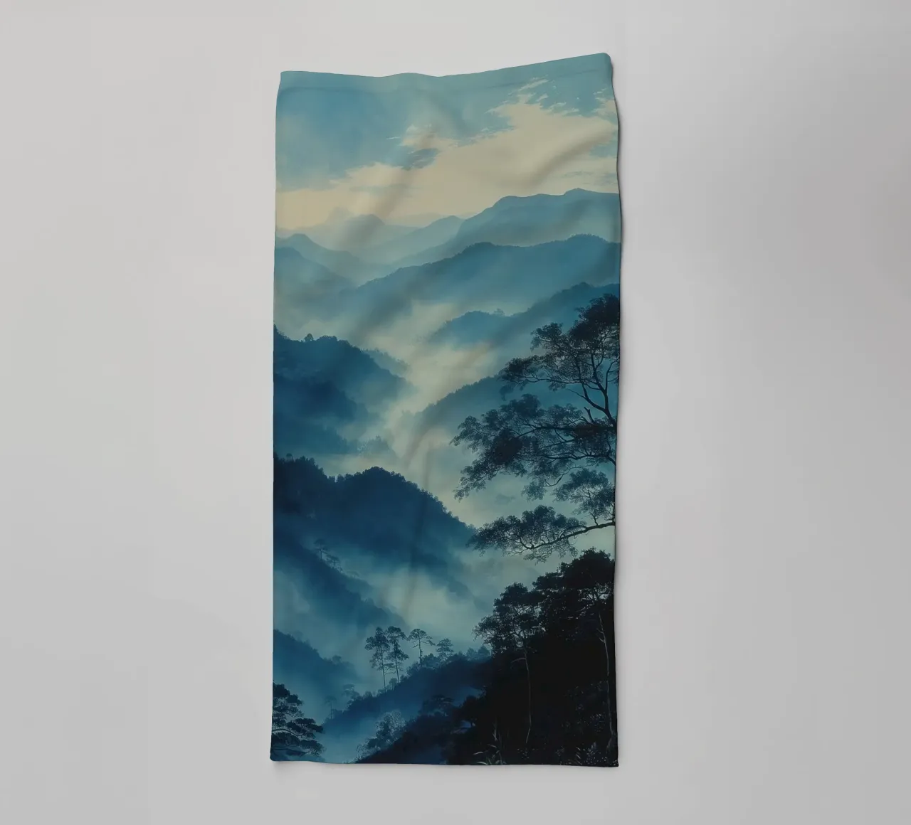 Mist emerge 4 - teal, icon asciugamano da bagno da The Quiet Senju