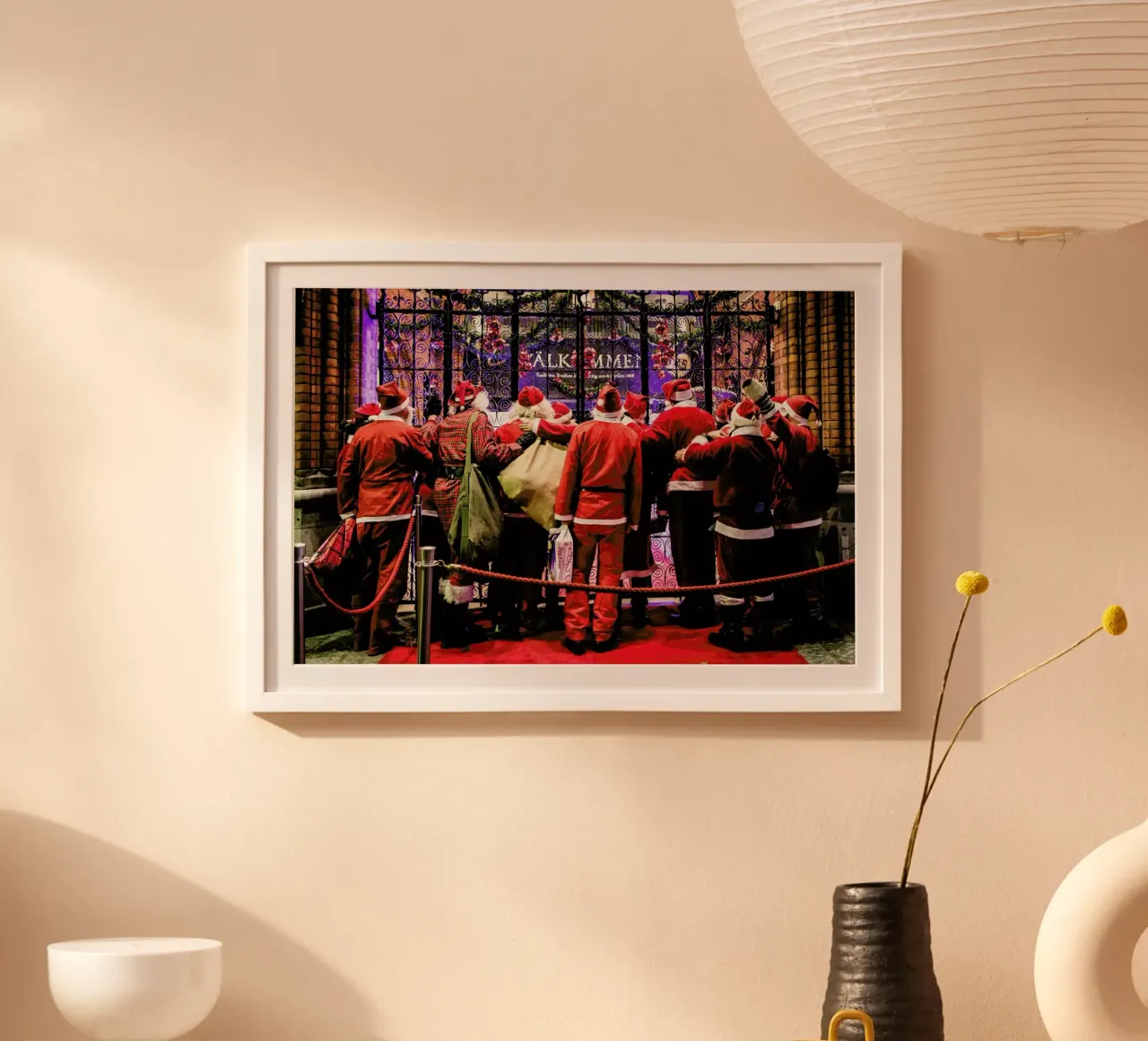 Santas V - Martin Johansson poster con telaio in legno da Pictufy