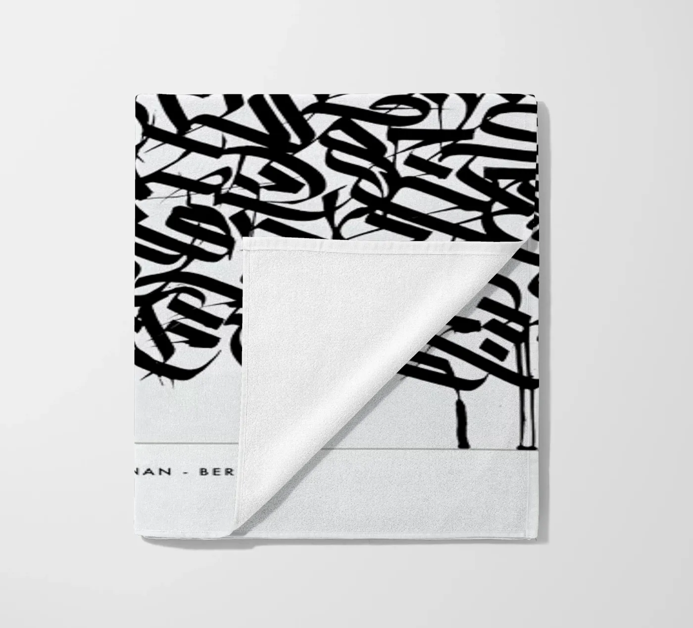 Berlin telo mare da Drury Brennan