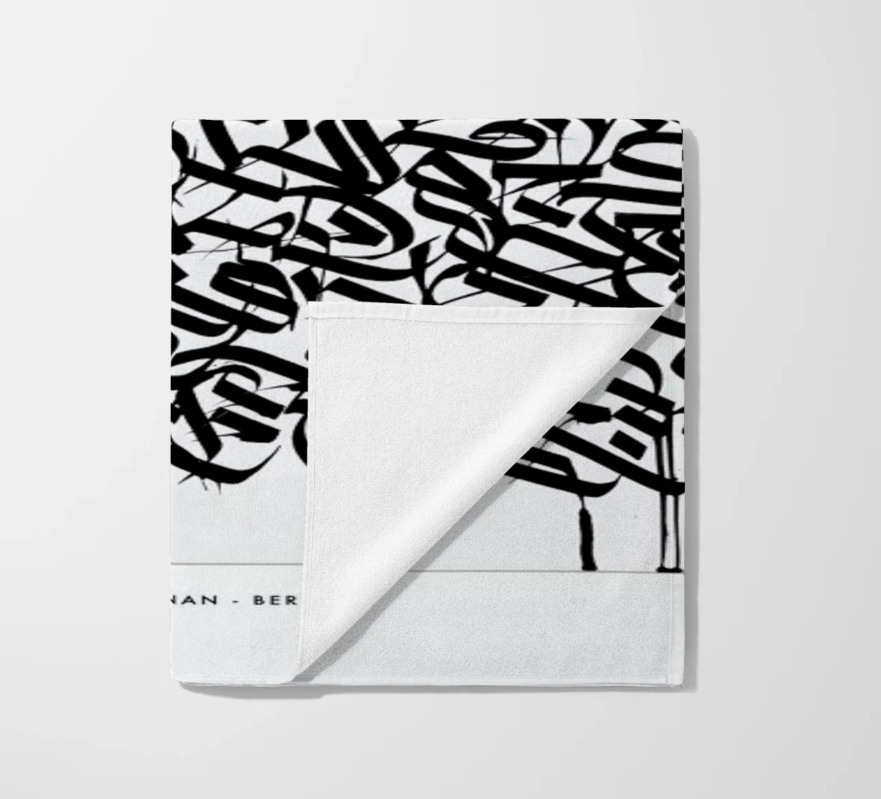 Berlin telo mare da Drury Brennan