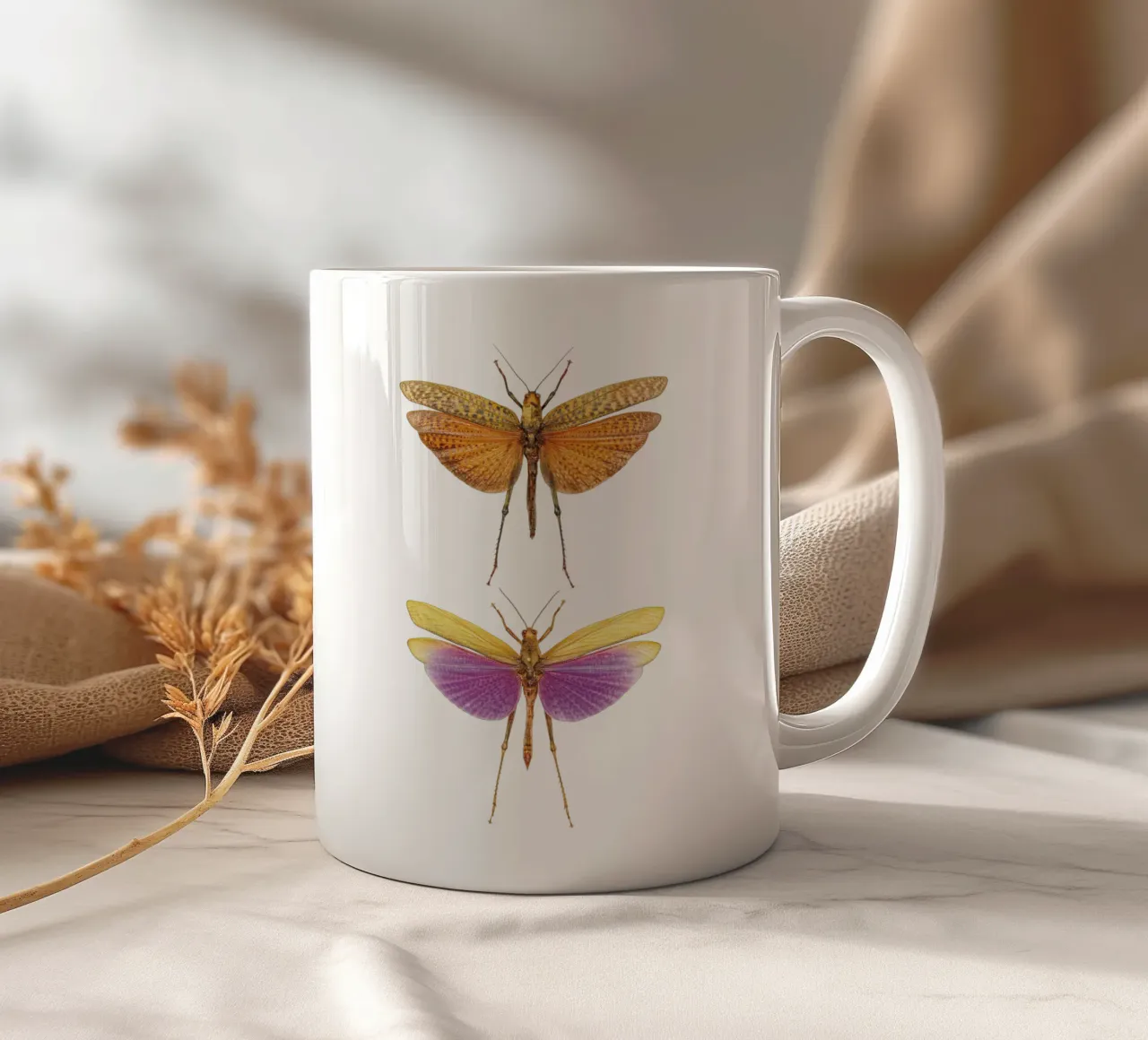 Armonia colorata: Due grilli tazza in ceramica da Curious Collections by Marielle Leenders