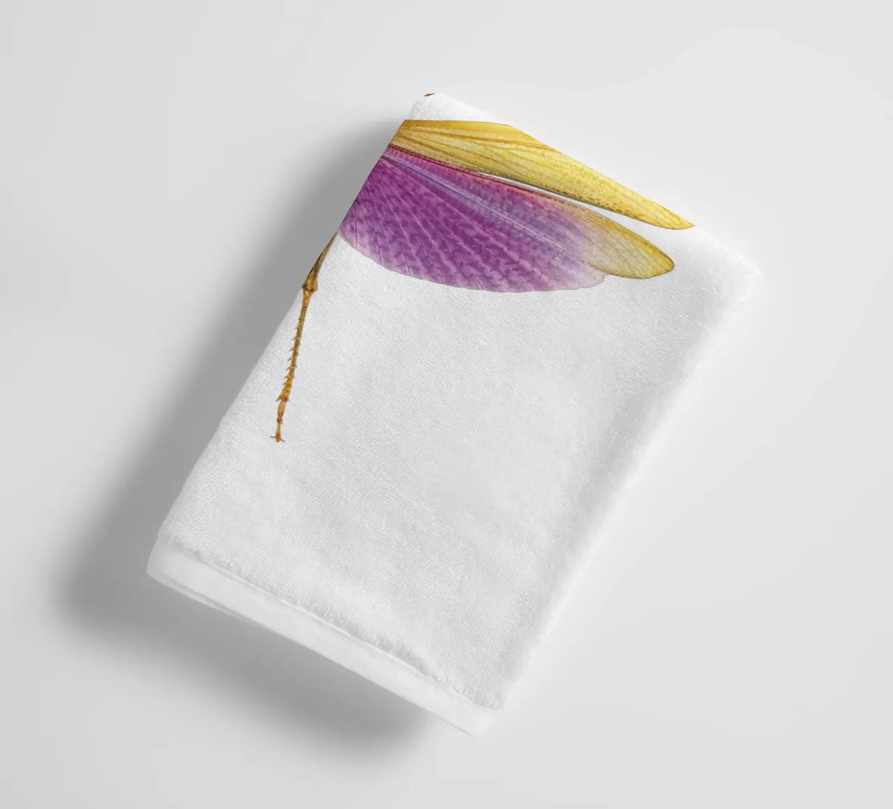Armonia colorata: Due grilli asciugamano da bagno da Curious Collections by Marielle Leenders