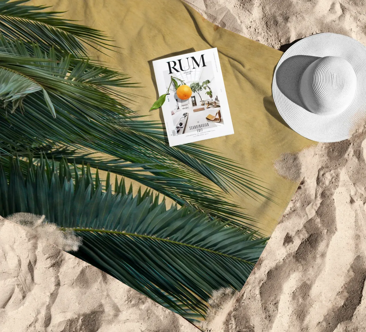 Golden Palm Leaves telo mare da Victoria Frost