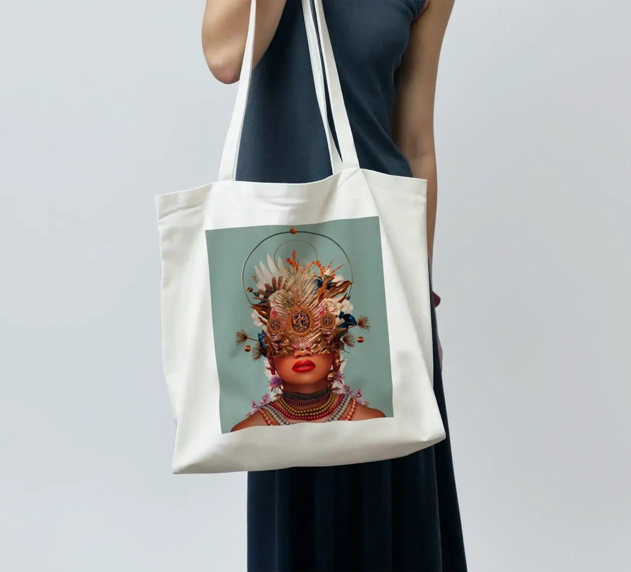 Blossom in a golden asymmetry borsa in juta da Frank Moth