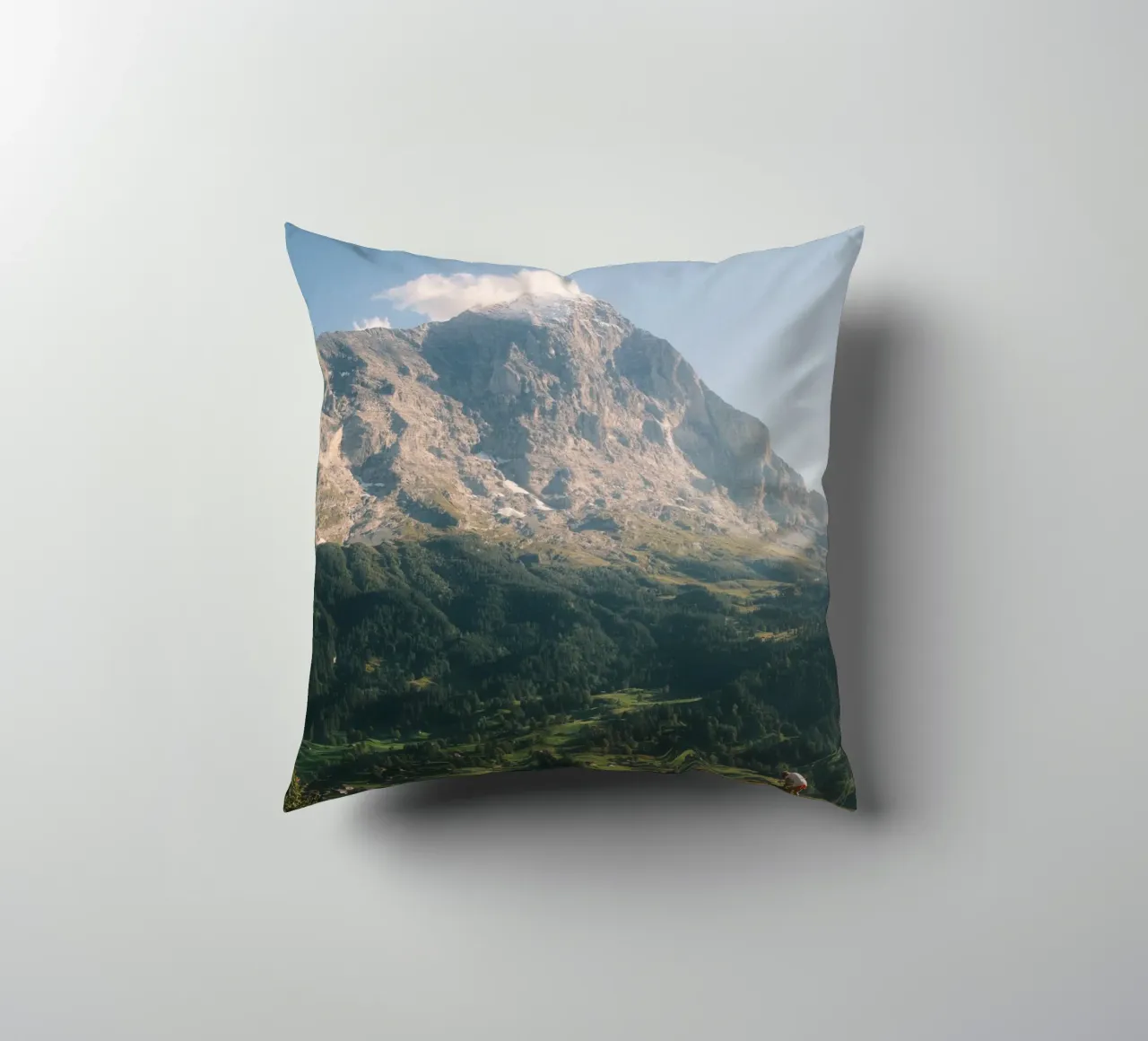 Harvest Under the Eiger cuscino da FujiSwiss