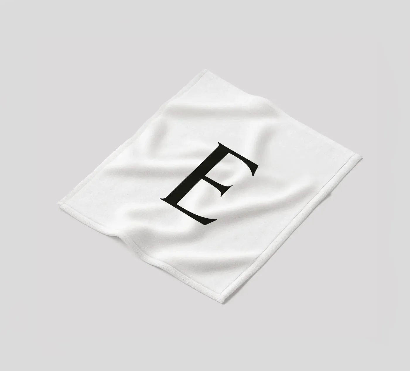 Buchstabe E Fleecedecke von Katja Stehle Design