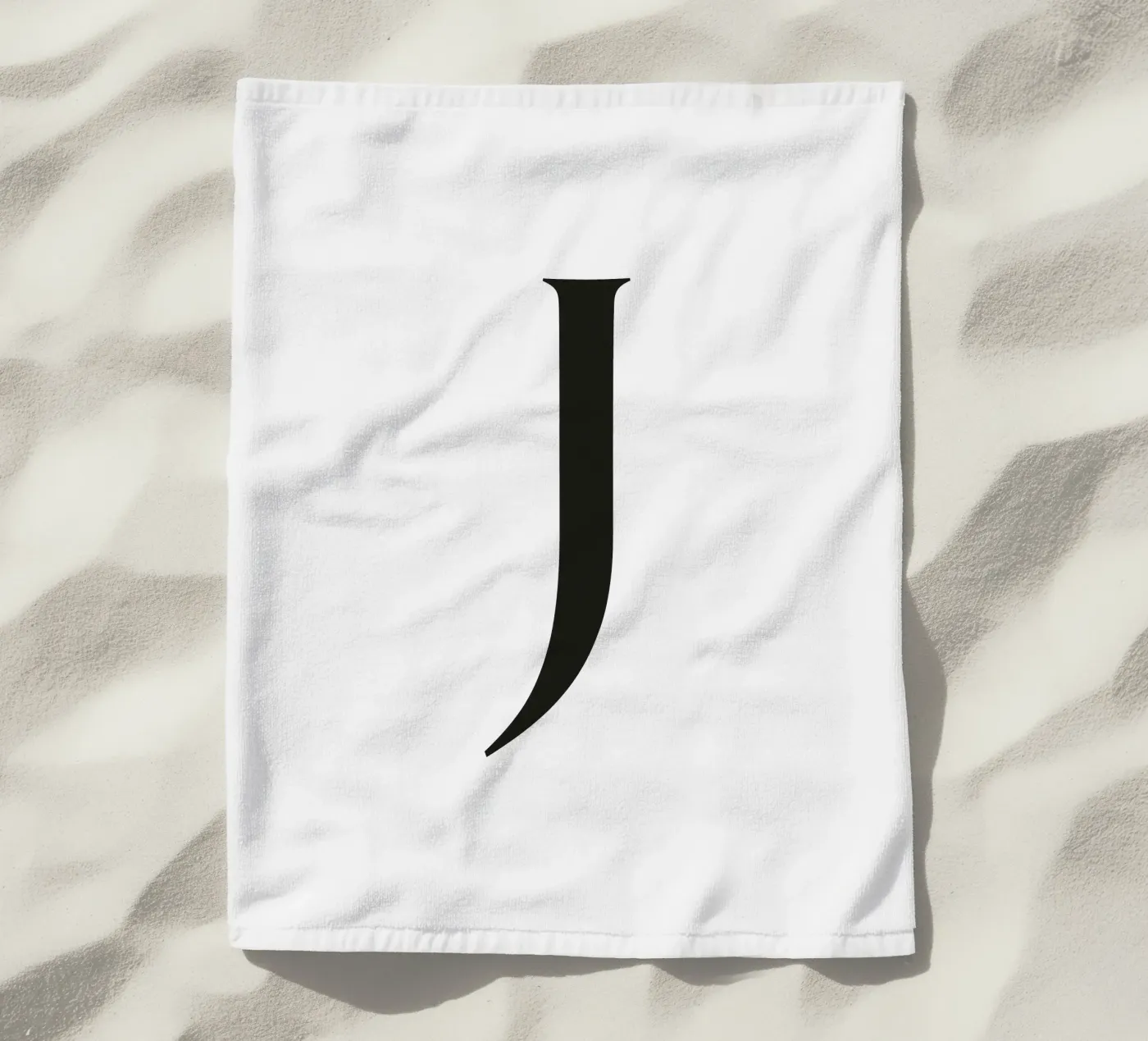 Lettera J telo mare da Katja Stehle Design