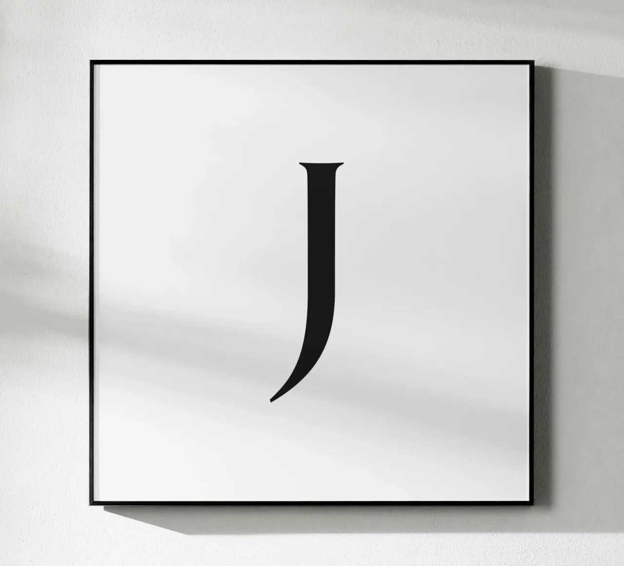 Lettera J plexiglass da Katja Stehle Design