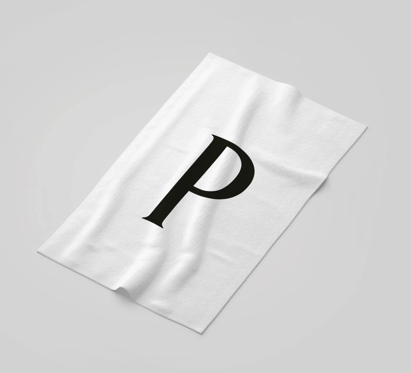 Lettera P telo mare da Katja Stehle Design