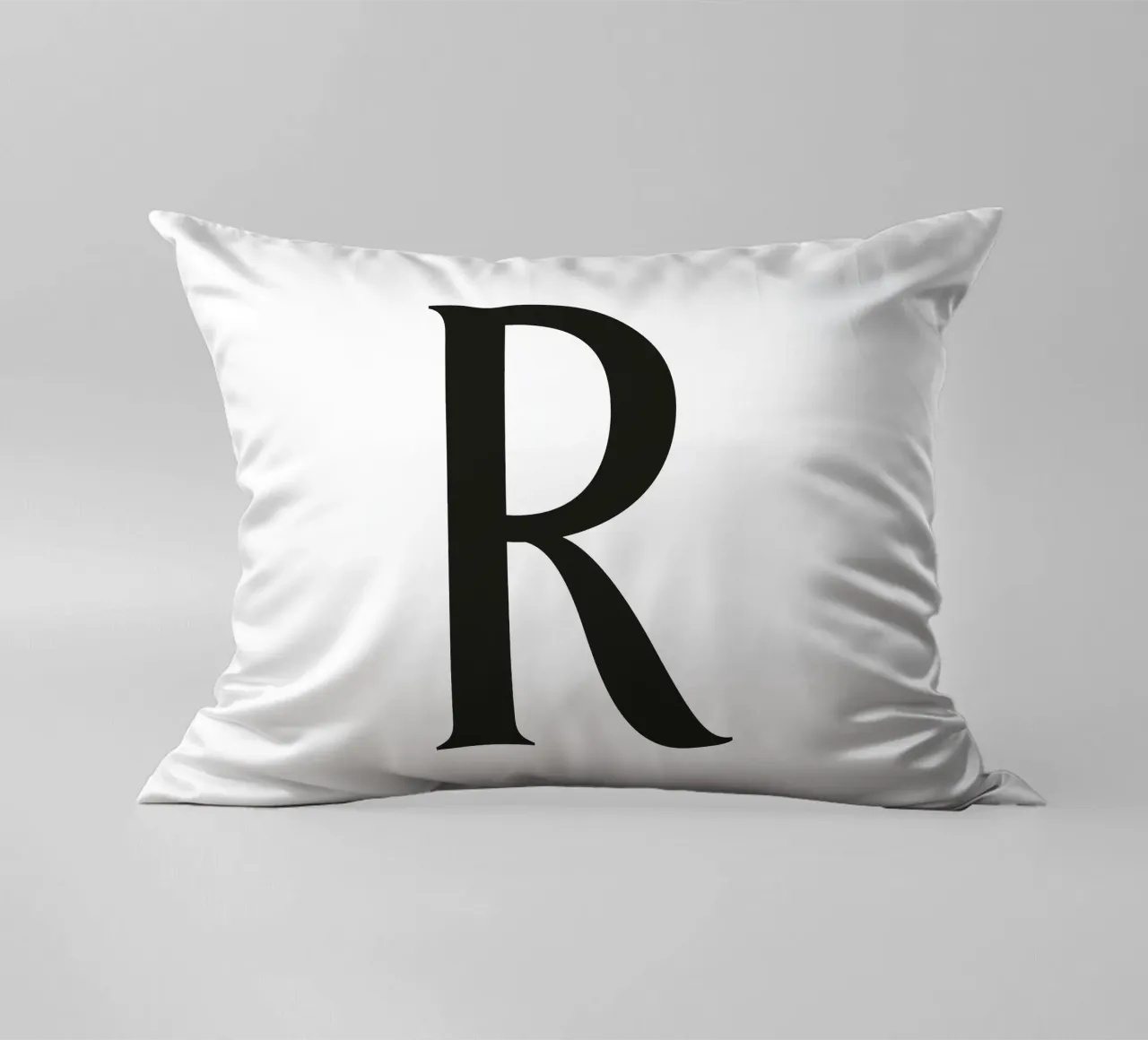 Lettera R cuscino da Katja Stehle Design