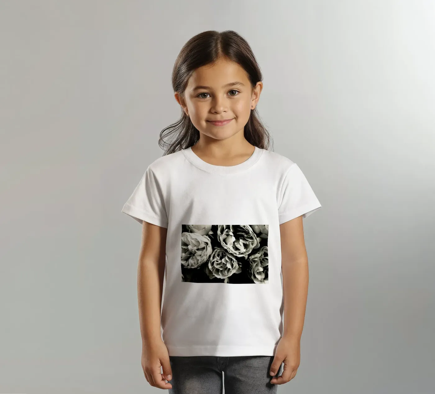 Petals t-shirt bambini da Victoria Frost