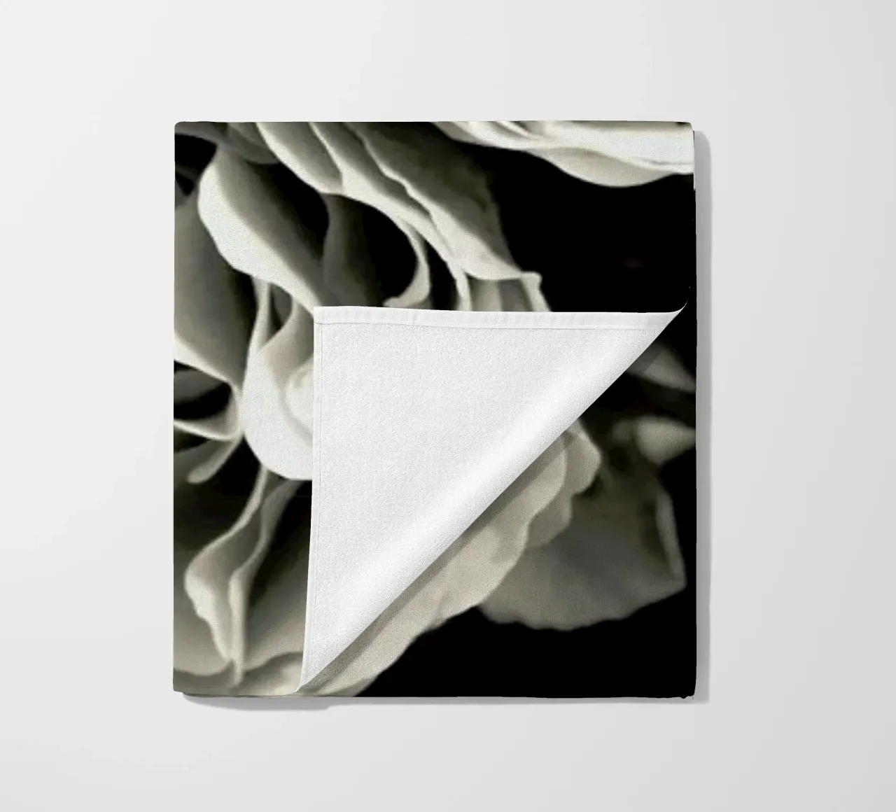 Petals telo mare da Victoria Frost