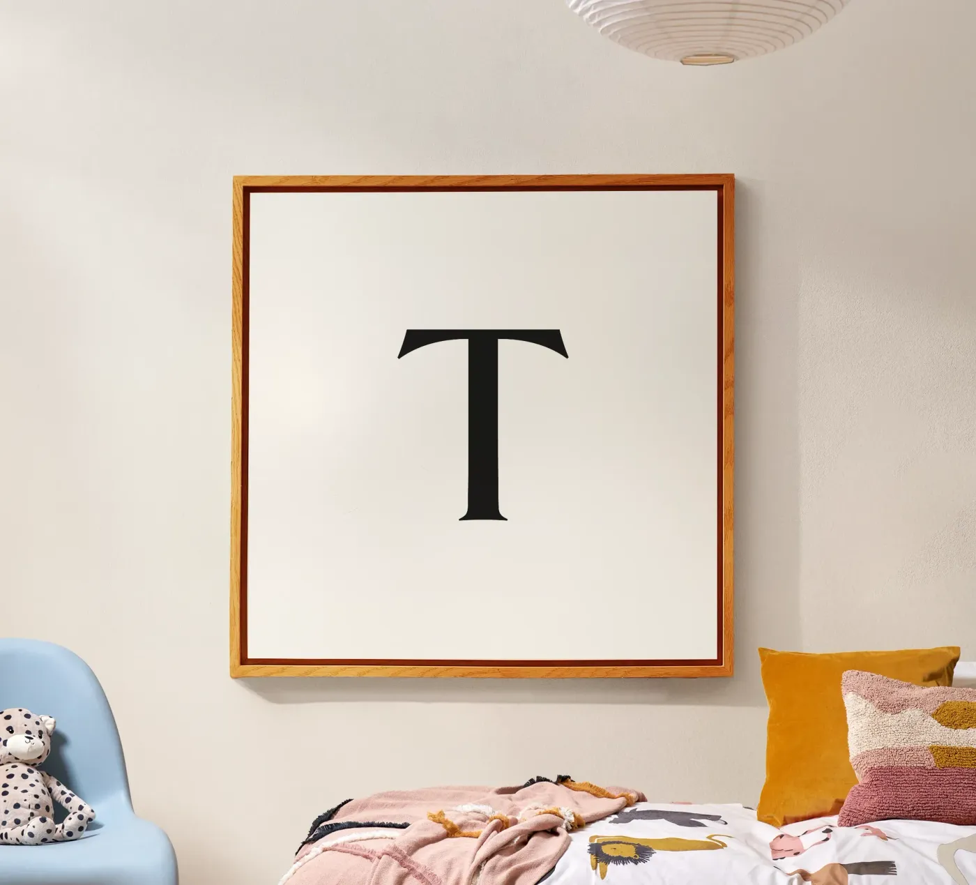 Letter T plexiglass da Katja Stehle Design
