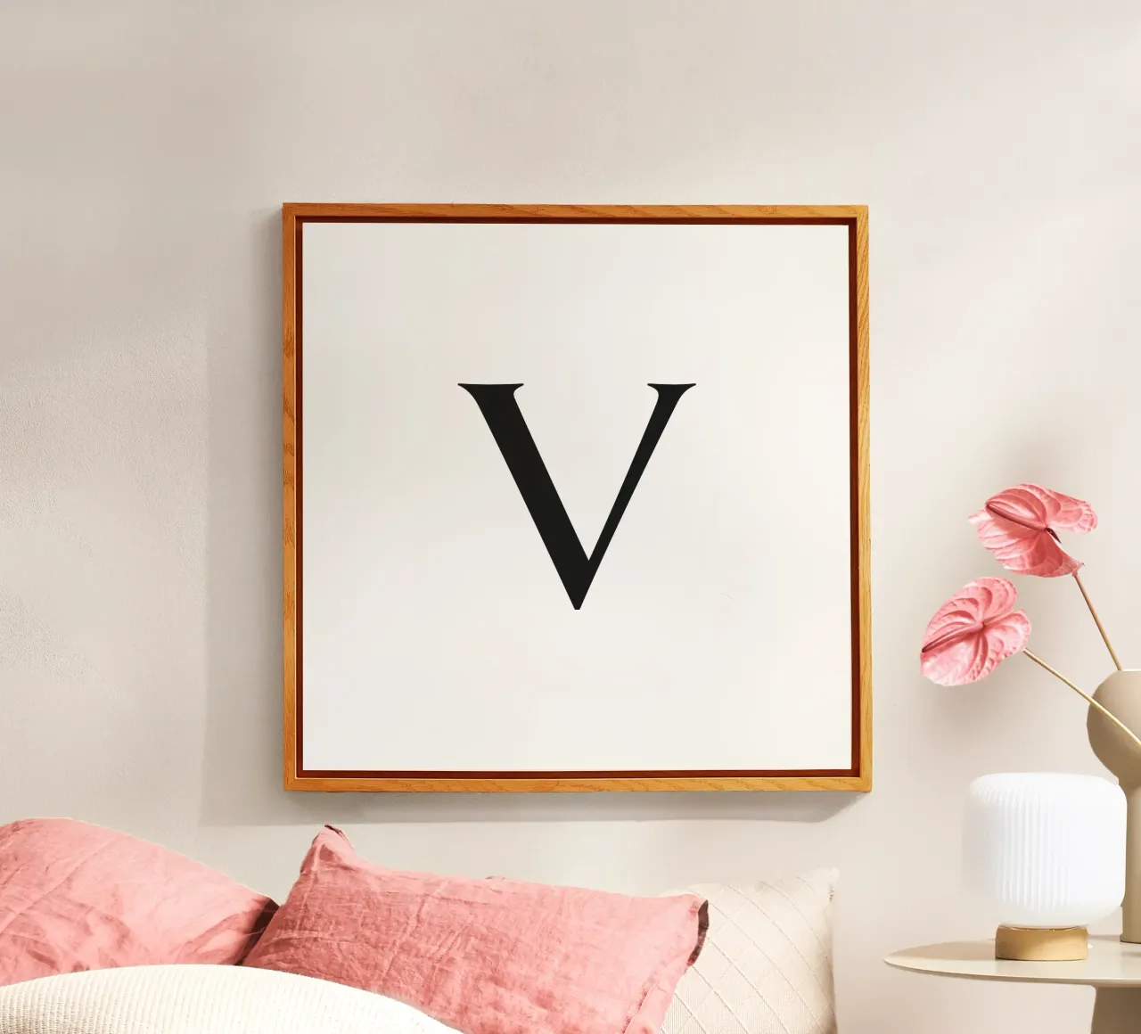 Lettera V plexiglass da Katja Stehle Design