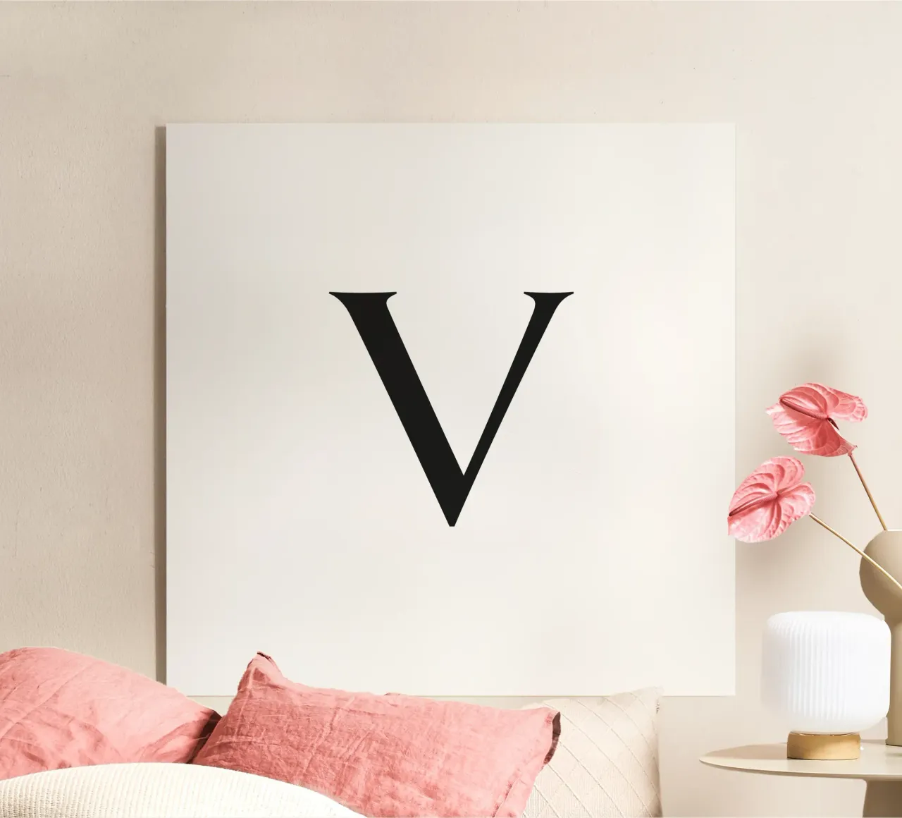 Lettera V plexiglass da Katja Stehle Design