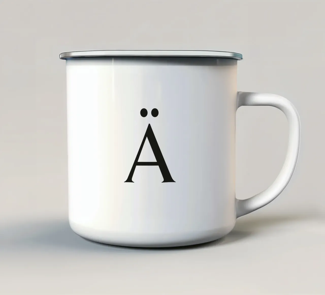 Lettera Ä tazza in smalto da Katja Stehle Design