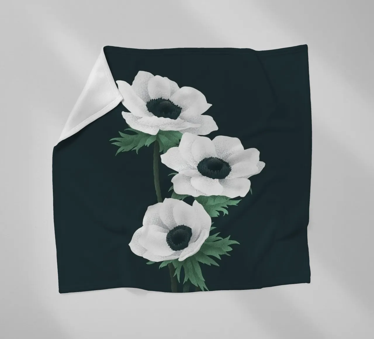 Anemoni bianchi coperta in pile da Katja Stehle Design