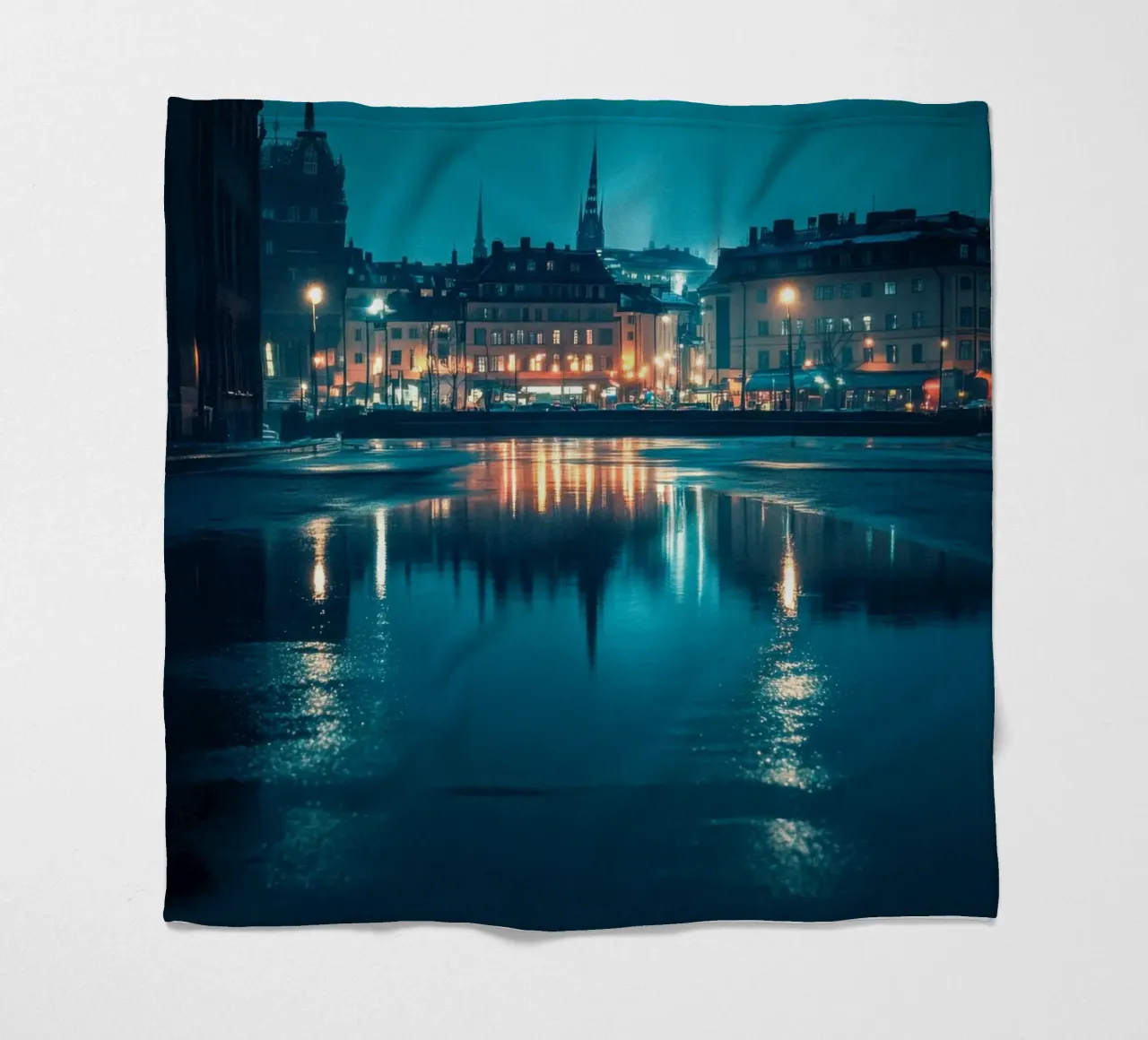 Riflessi luminosi di Stoccolma coperta in pile da By Night