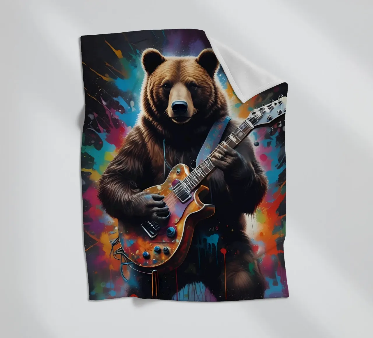 L'orso suona la chitarra coperta in pile da MakArena
