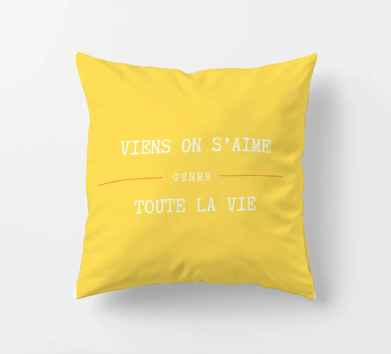 Viens on s'aime (Jaune) decorative cushion by Idées & Création