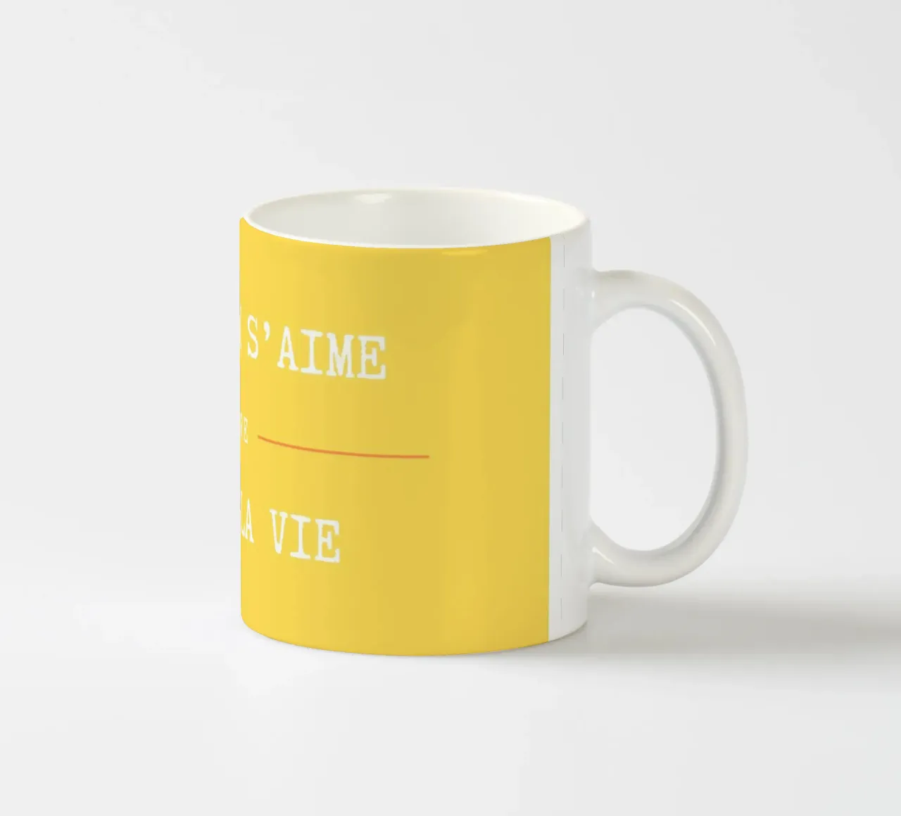 Viens on s'aime (Jaune) taza de cerámica de Idées & Création