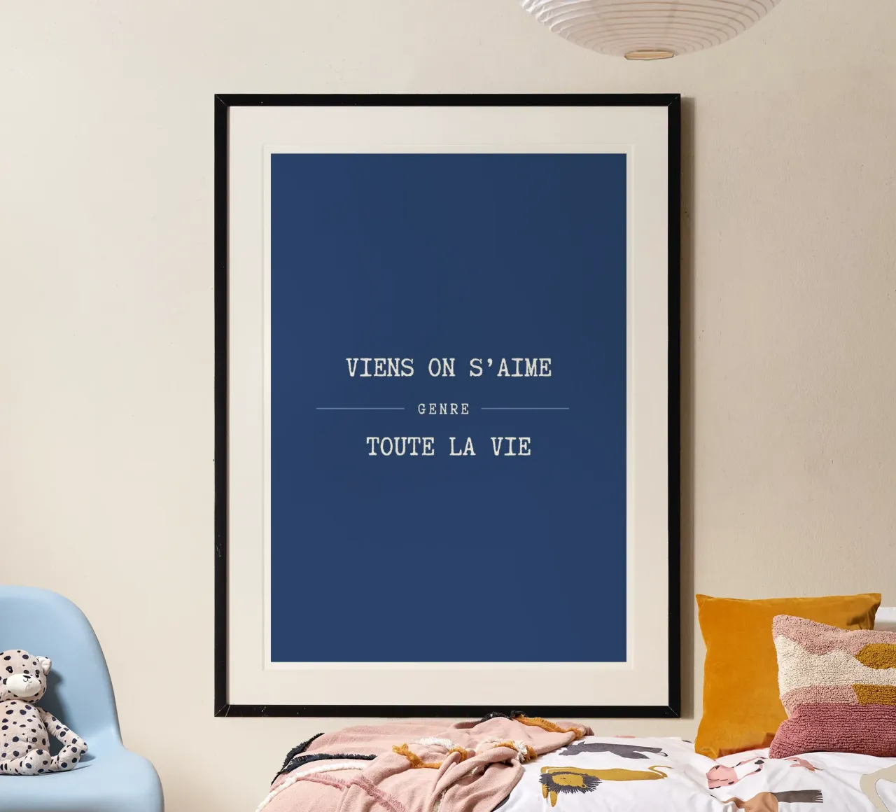 Viens on s'aime (Bleu) poster by Idées & Création