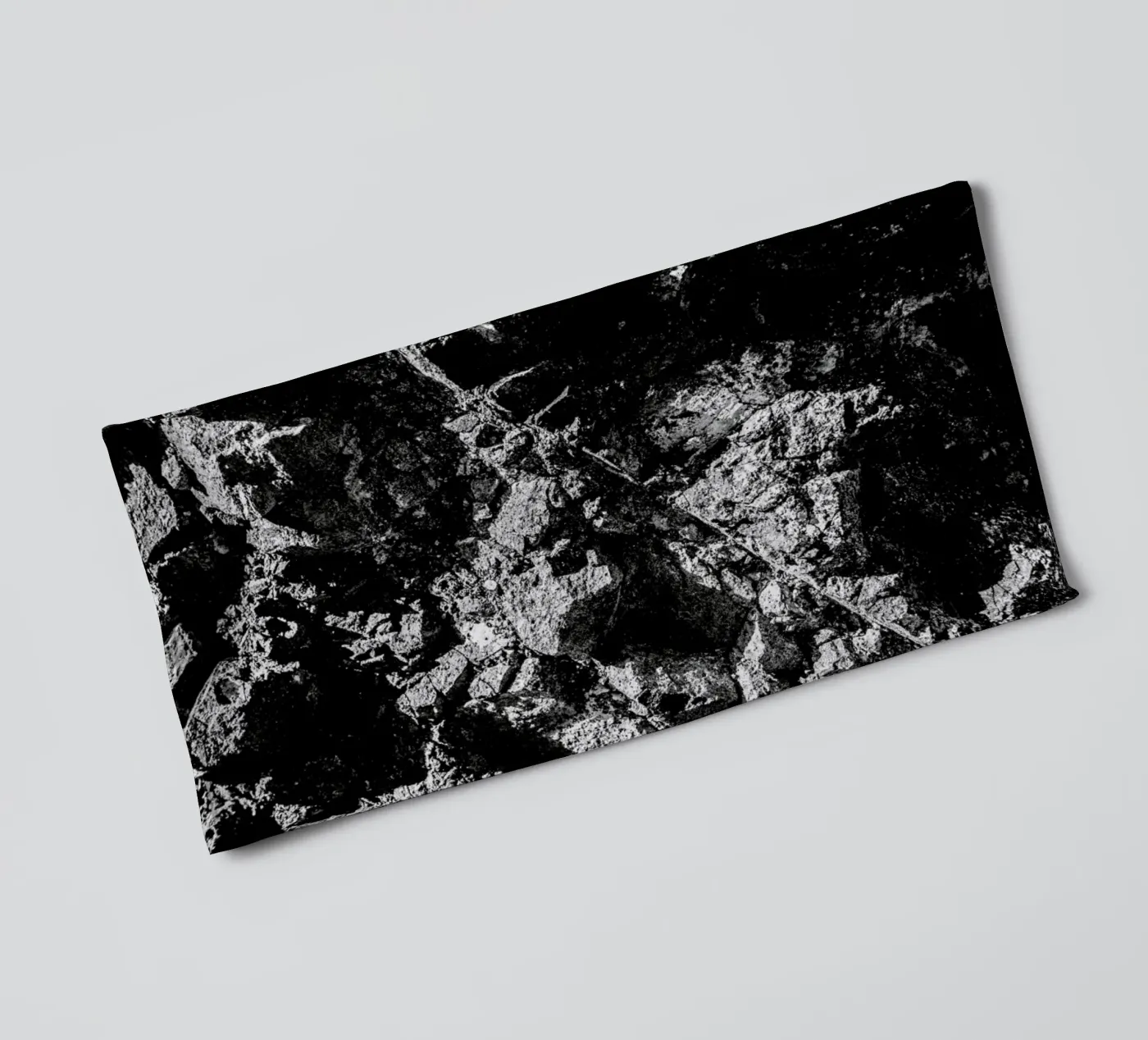Rock Pattern 1 badhanddoek van Chris Abatzis