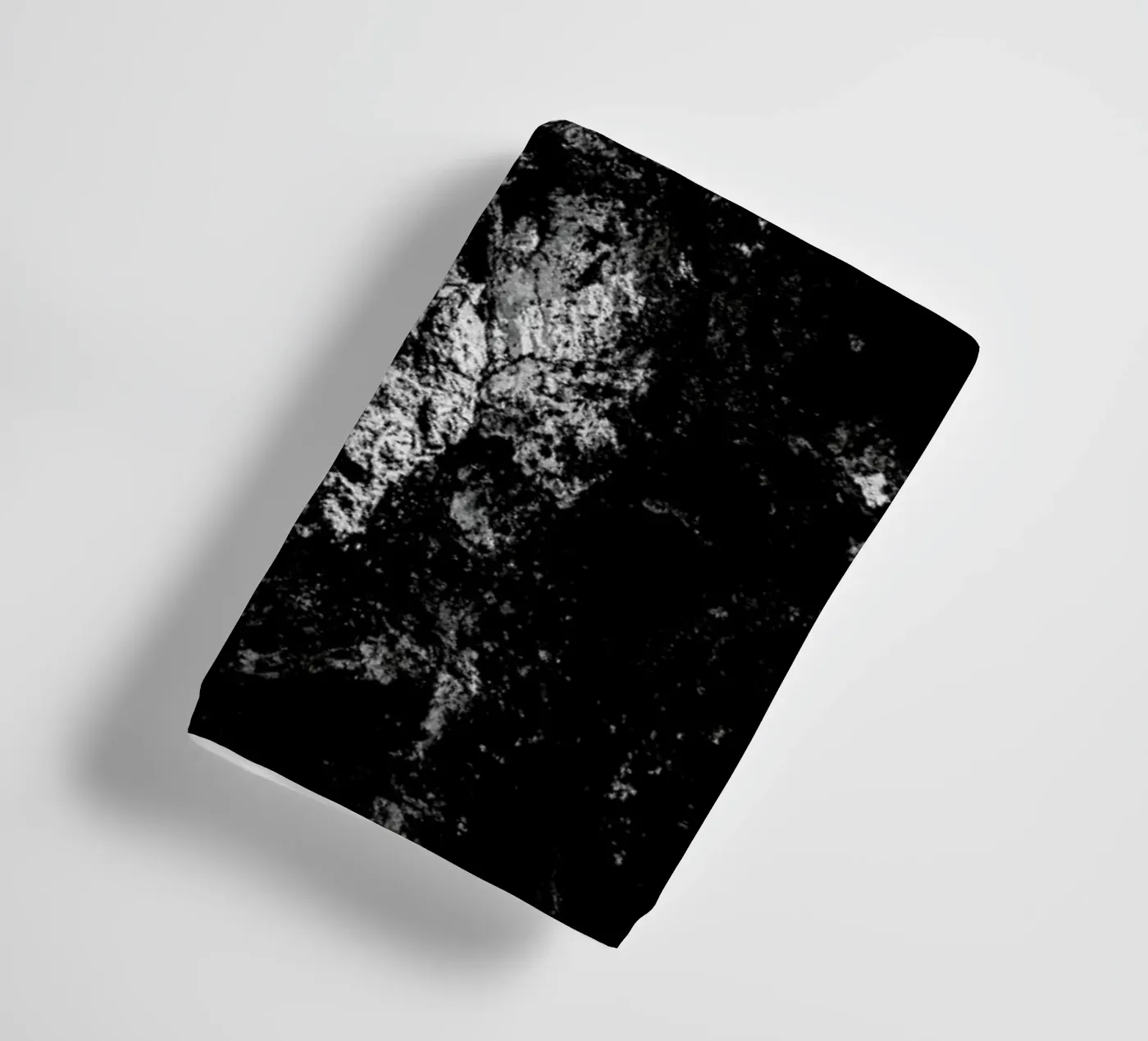 Rock Pattern 1 Handtuch von Chris Abatzis