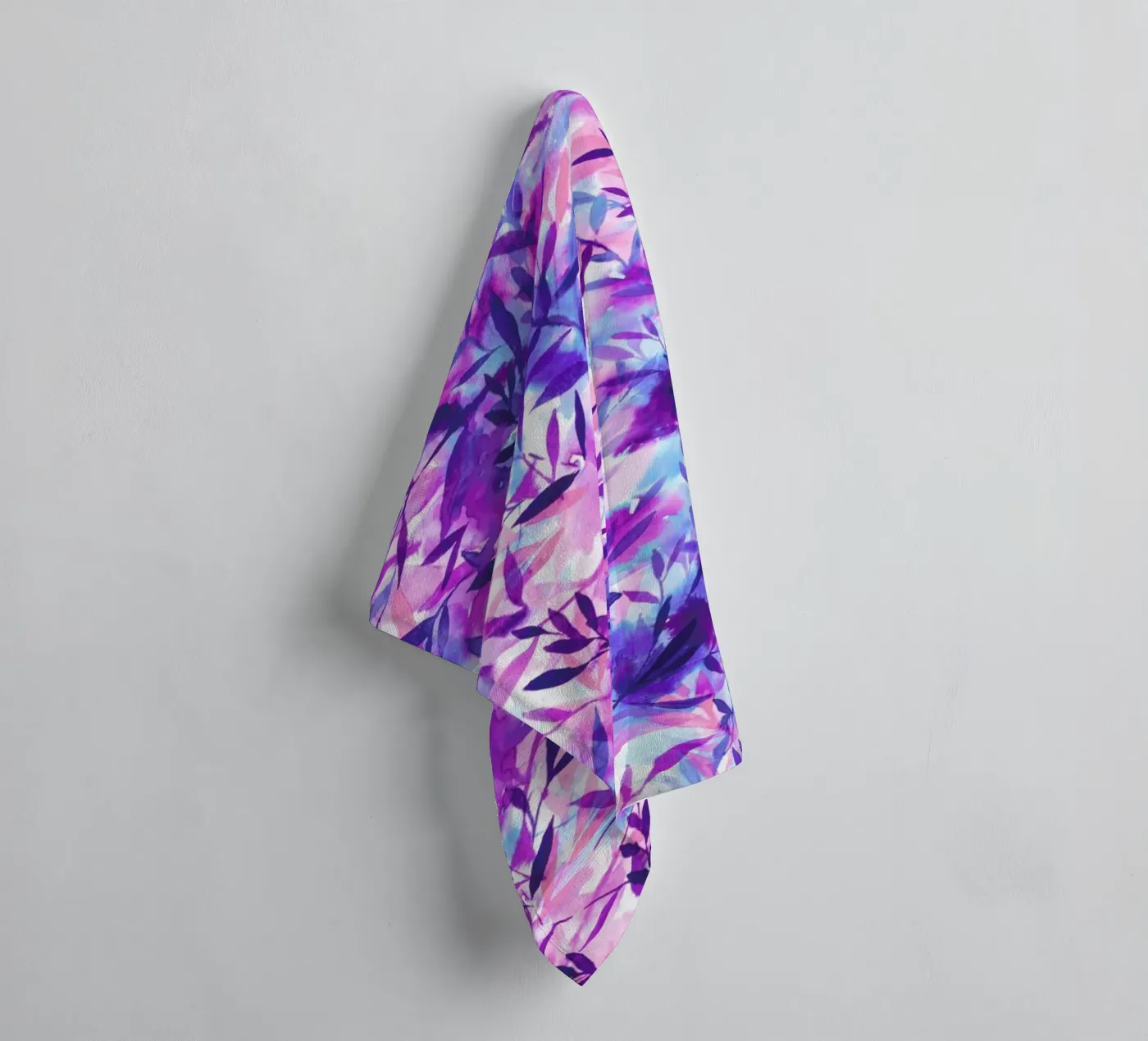 Changes Purple badhanddoek van Jacqueline Maldonado