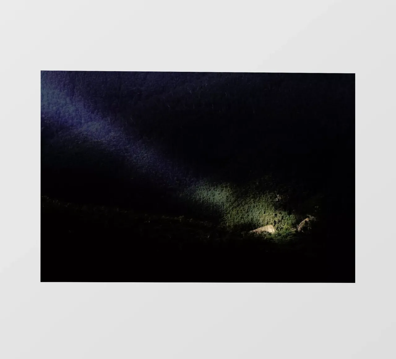 Blue Mountains Light pellicola backlit da Julian Wolkenstein