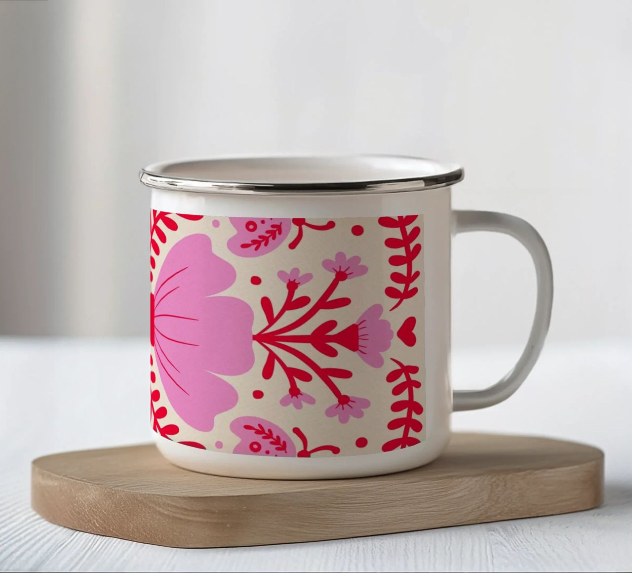 Fiori rosa e rossi tazza in smalto da Wackapacka