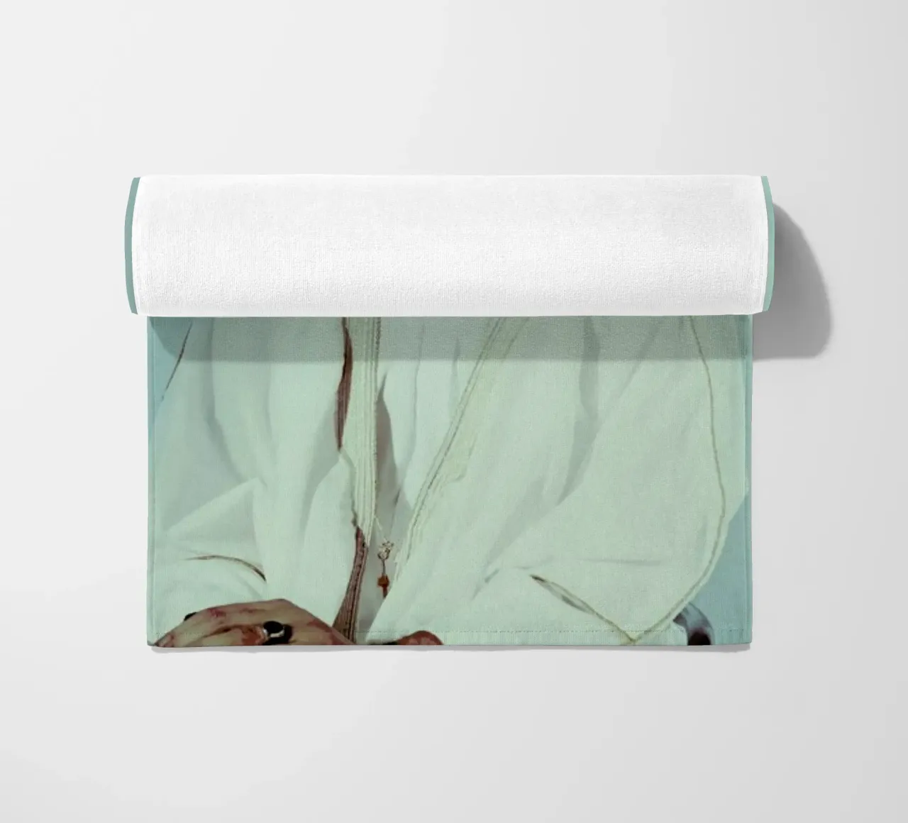 Postiche 3 telo mare da Julian Wolkenstein