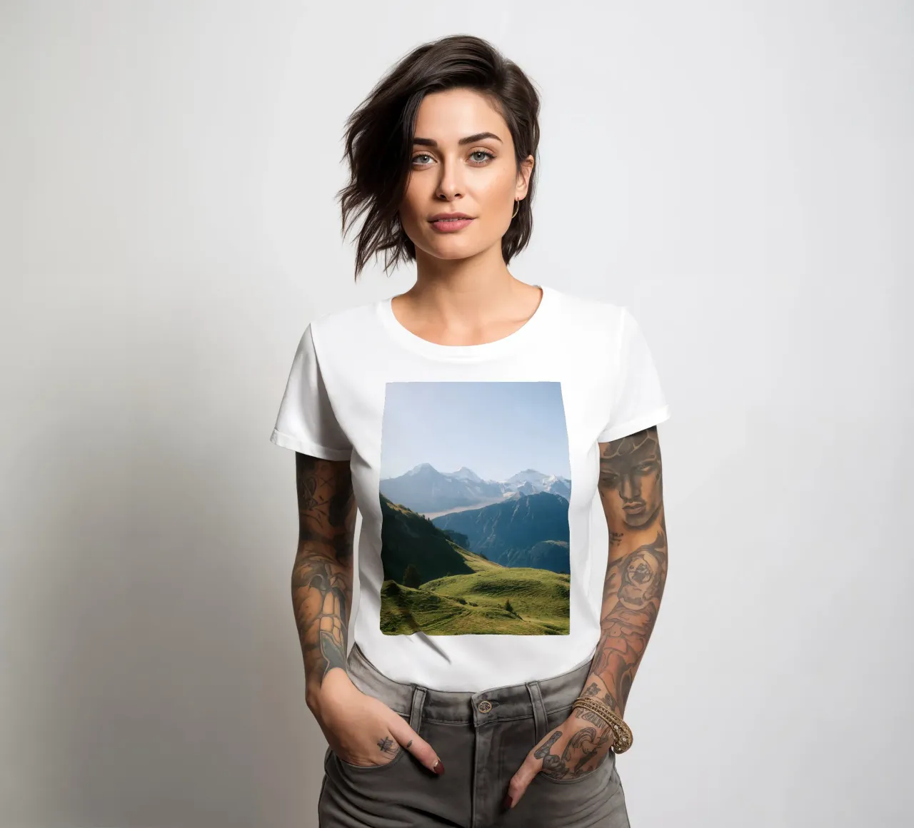 Eiger, Mönch & Jungfrau: Timeless Majesty t-shirt da donna da FujiSwiss