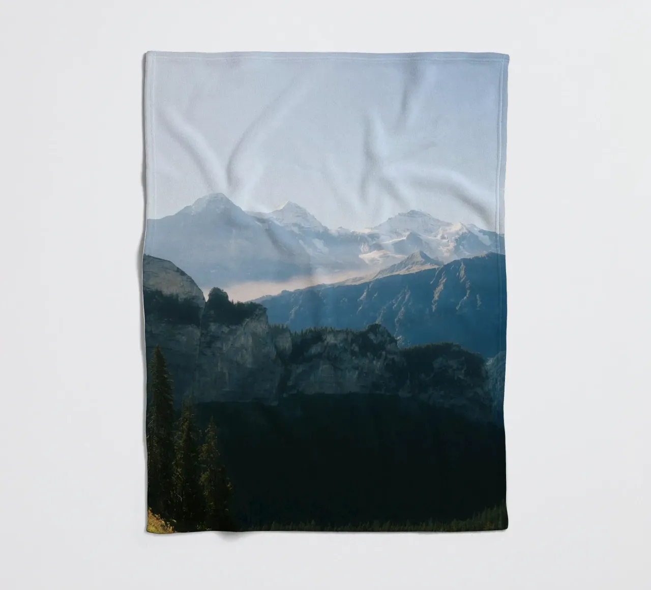 Guardians of the Alps coperta in pile da FujiSwiss