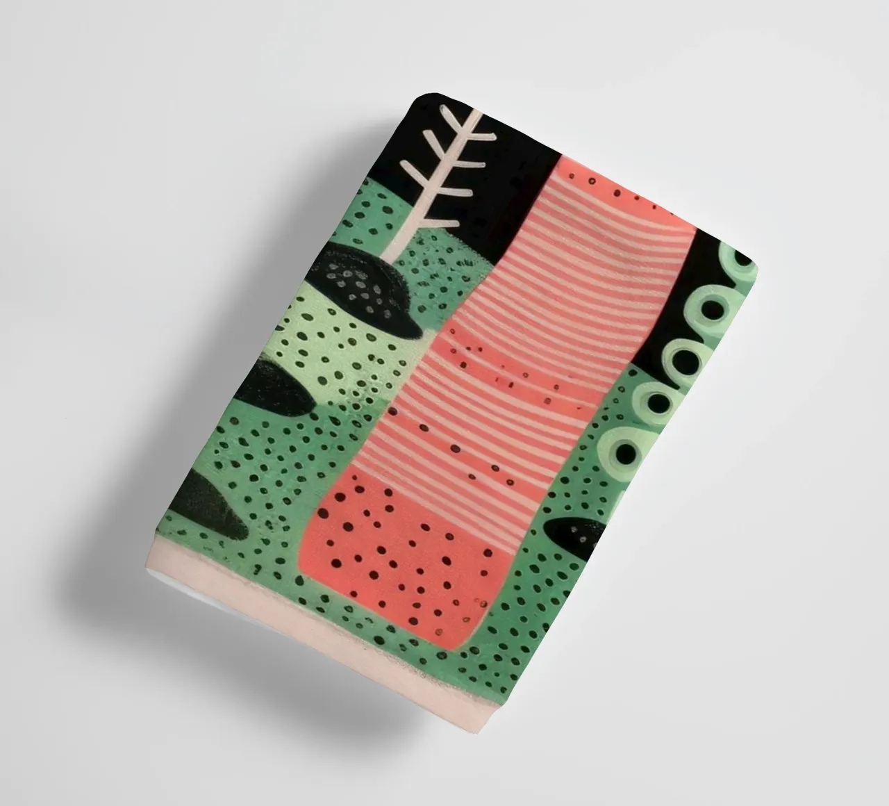 Groene regenworm 4 badhanddoek van Minimal Animal Art