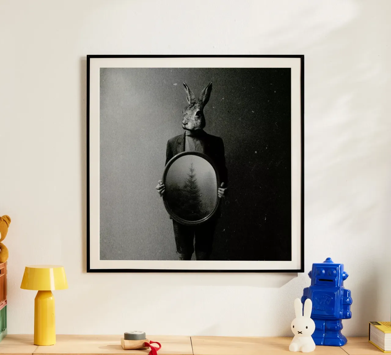 Animales en mi habitación - Conejo poster con marco de plástico de Evgeniy Stepanets