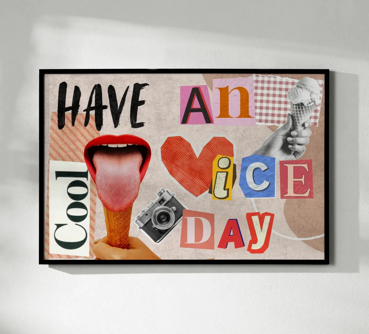 Have an ice day - cool & funny pun to be nice poster con telaio in plastica da Collage Quotes
