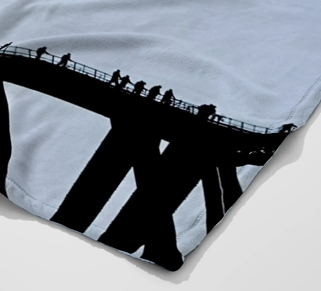 Human Ants Fleecedecke von Charlotte Curd