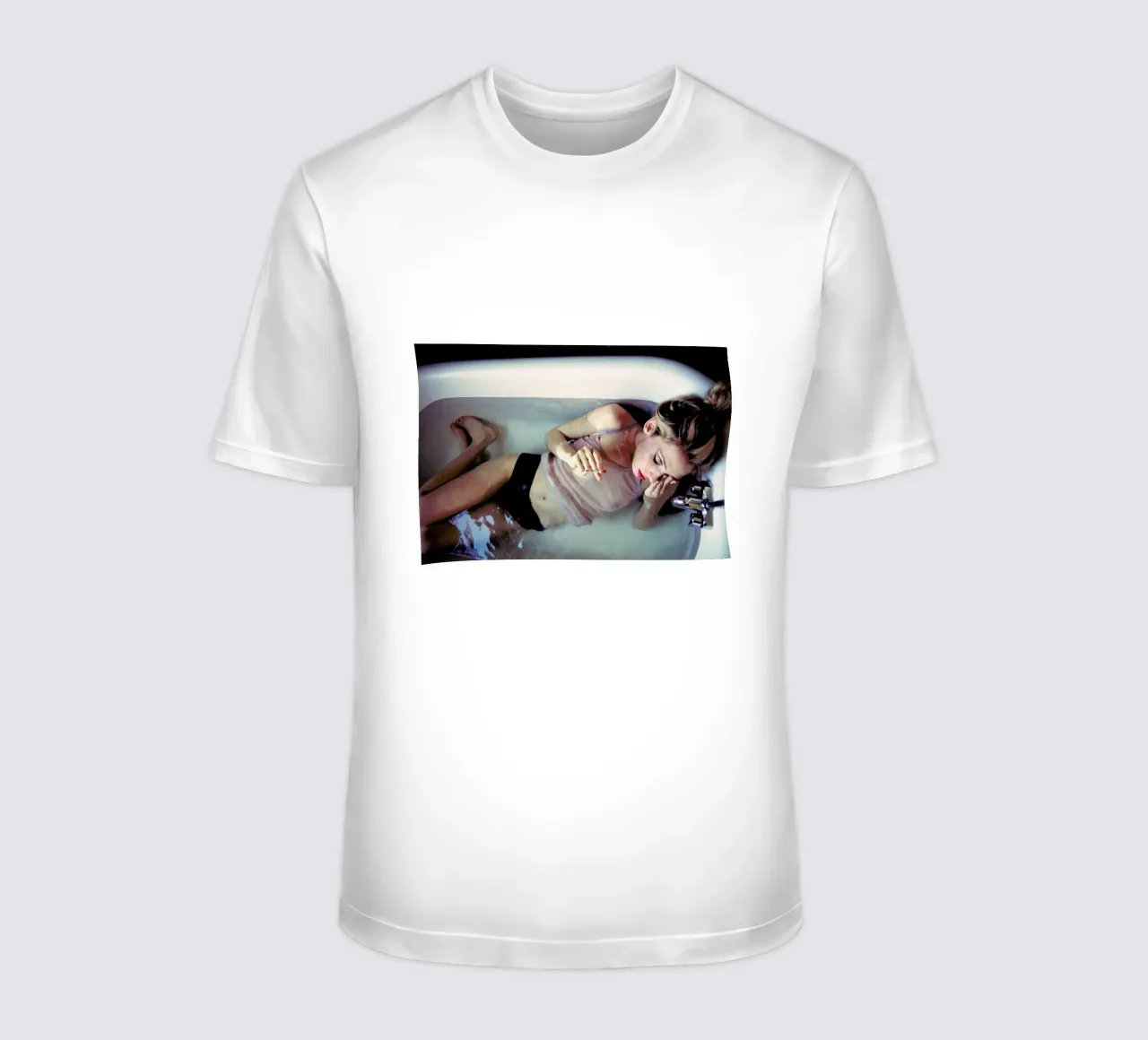 Cory, off the web t-shirt da Aysha Banos