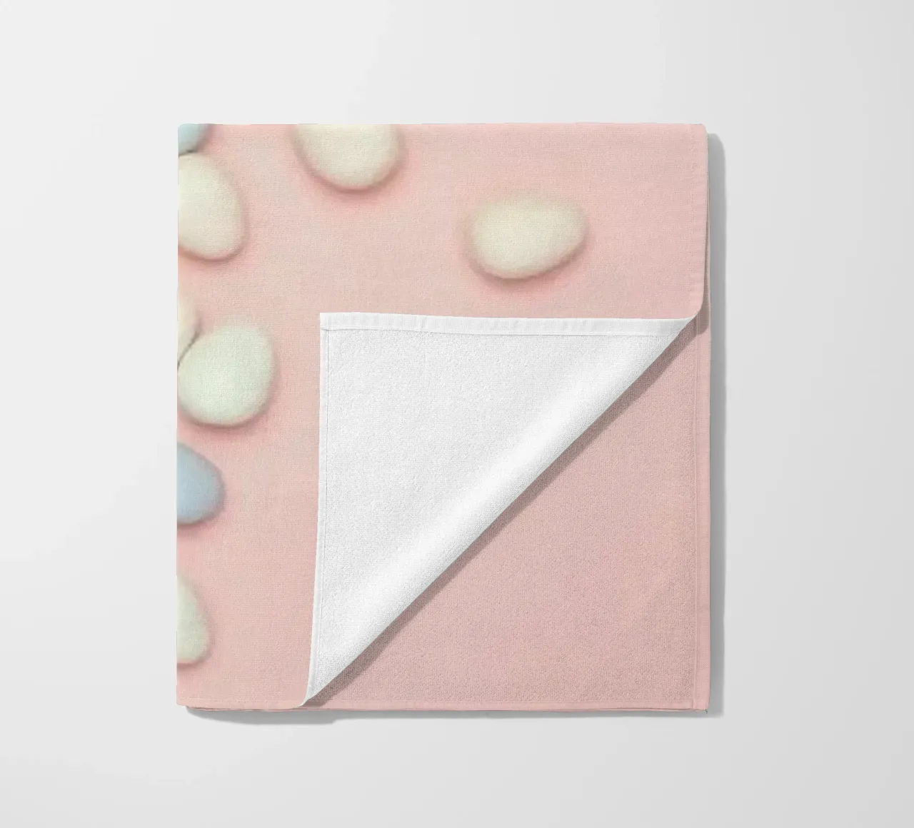 Easter Egg Spill telo mare da Juj Winn