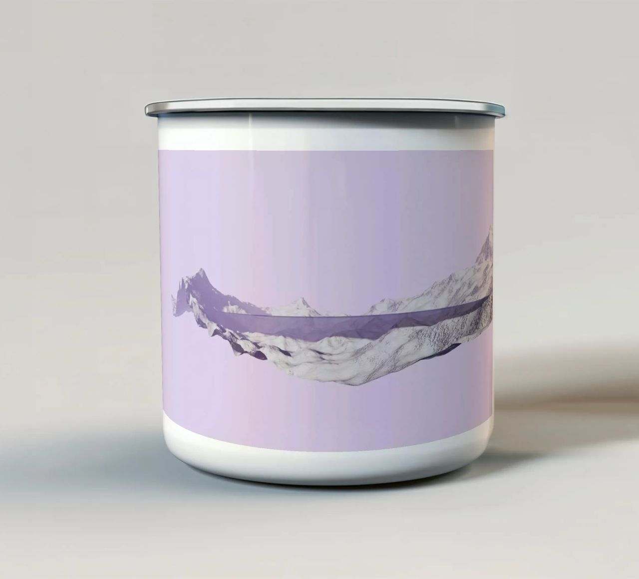 Mountains 2 tazza in smalto da Julian Wolkenstein
