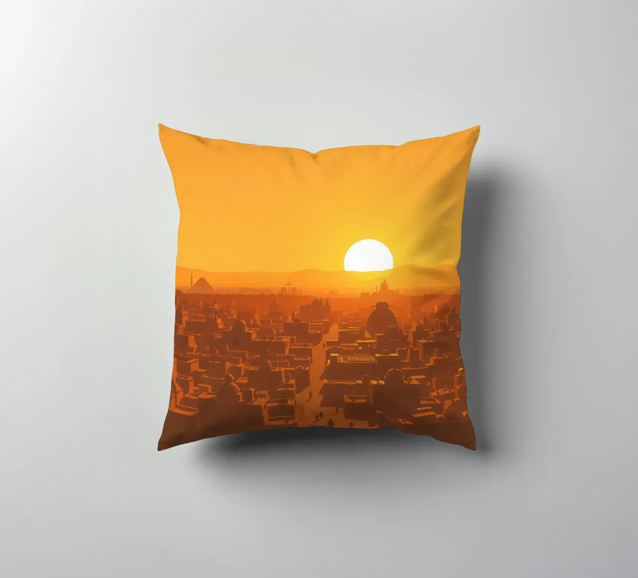 Tramonto sulla città antica con sagome di persone che camminano cuscino da DesignDoodle