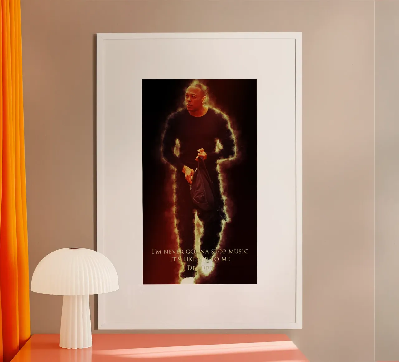 La storia di Dr. Dre poster con telaio in alluminio da neonartroom