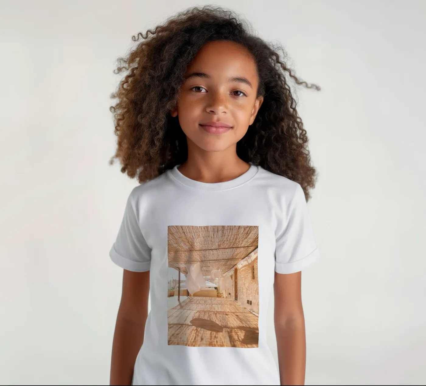 Dancing Shadows t-shirt bambini da FujiPrints