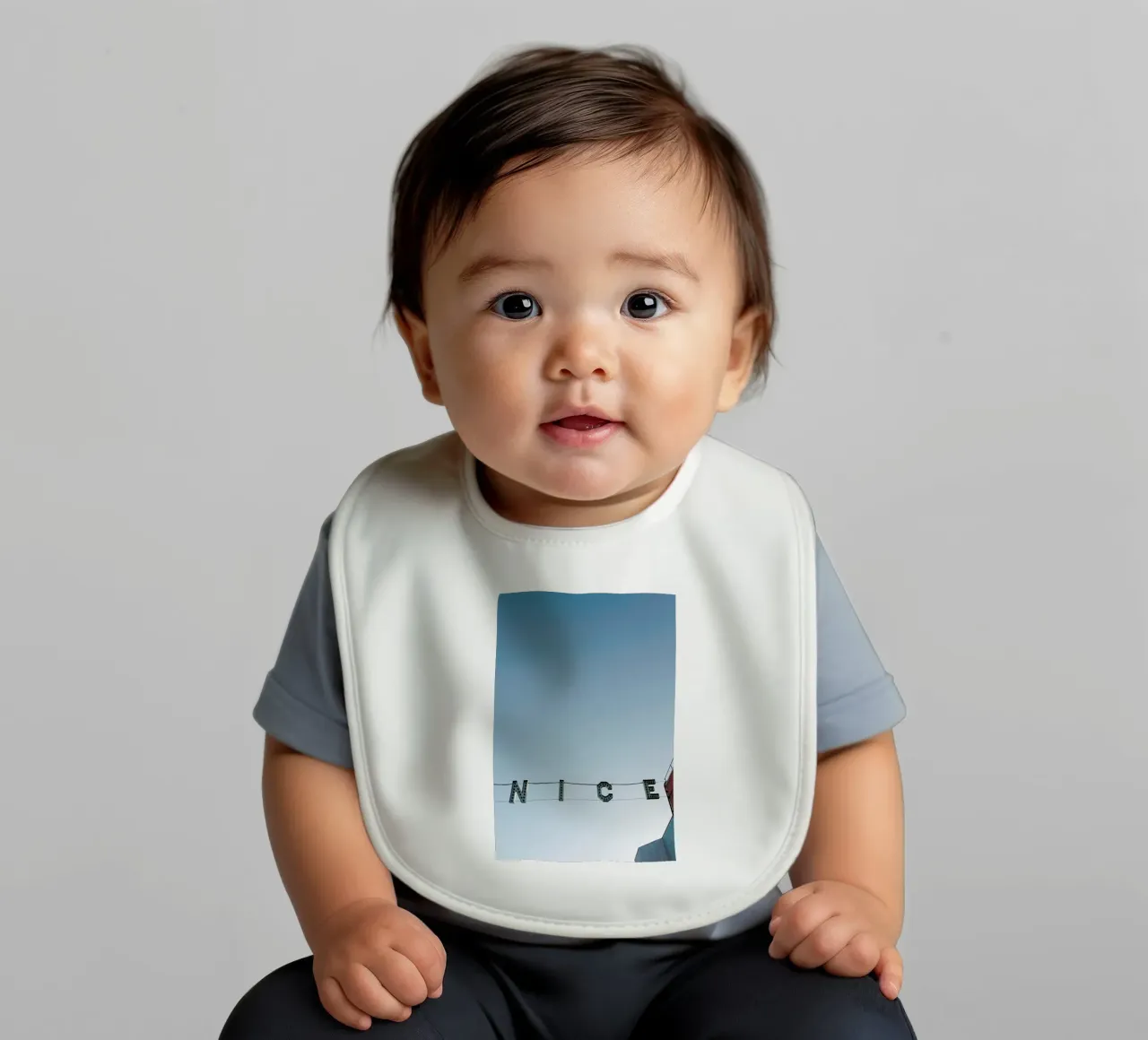 Ve-Nice bavaglino da Chris Abatzis