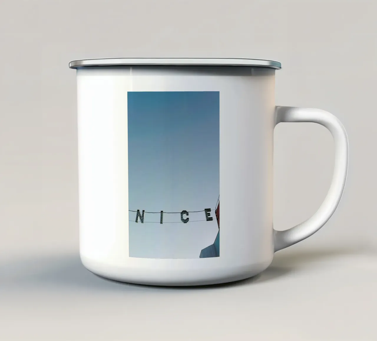 Ve-Nice tazza in smalto da Chris Abatzis