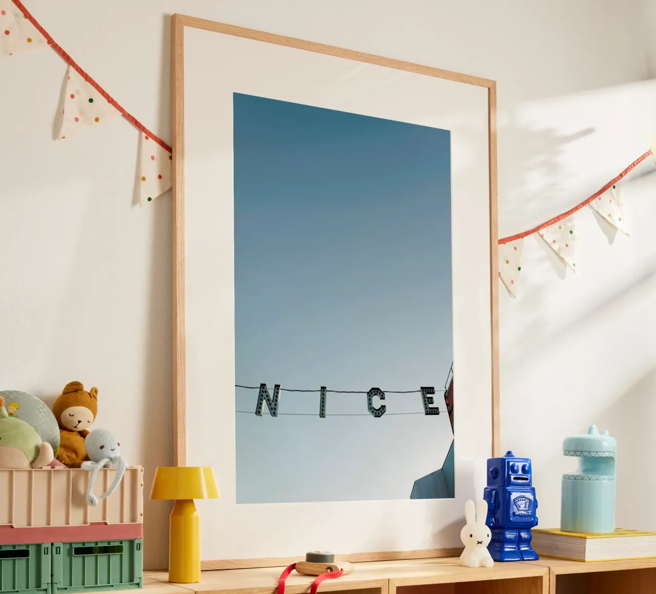 Ve-Nice poster con telaio in legno da Chris Abatzis